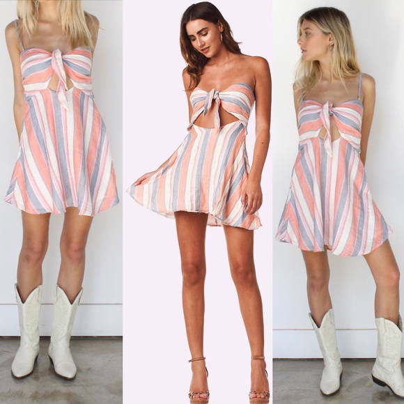 Beach Riot Tie Front Keyhole Dress - Picture 4 of 10